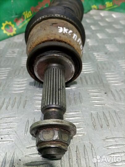 Привод передний Ford Explorer внедорожник 4.0 2000