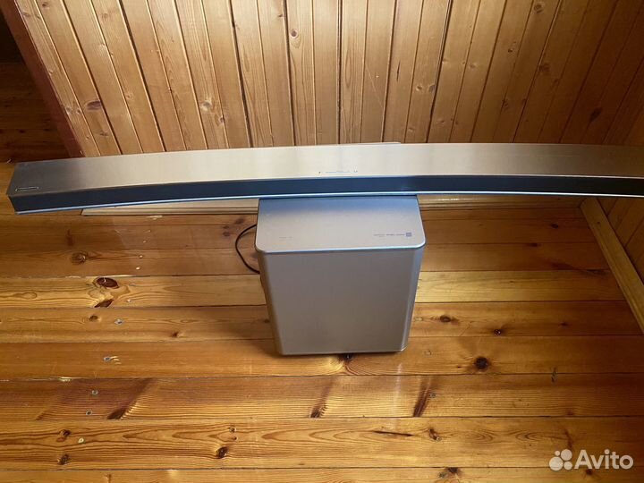 Заукова панель (саундбар) Samsung