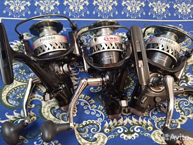 Японская катушка для спиннинга,с байтраннером