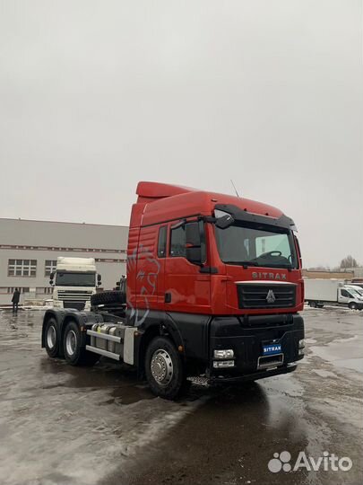 Водитель нового тягача лесовоз