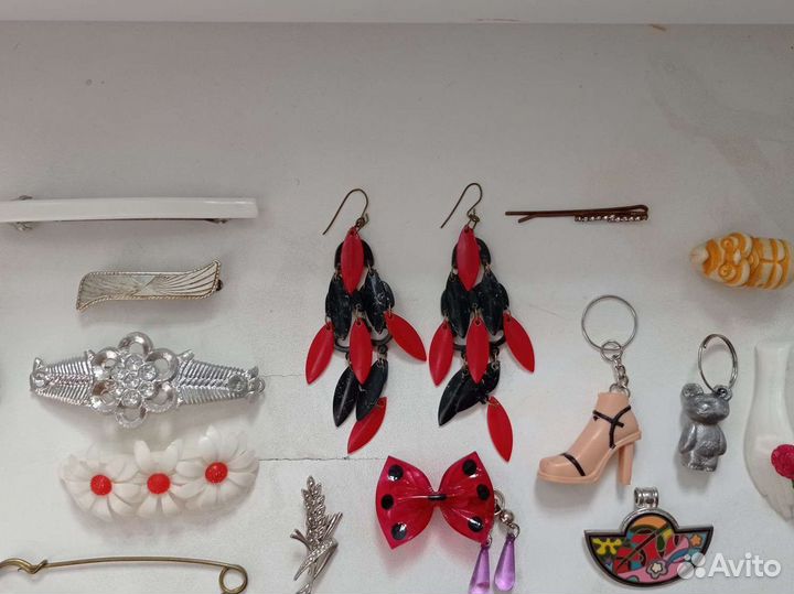 Заколки, серёжки, броши, брелоки СССР