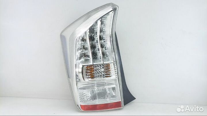 Стоп левый Toyota Prius ZVW30