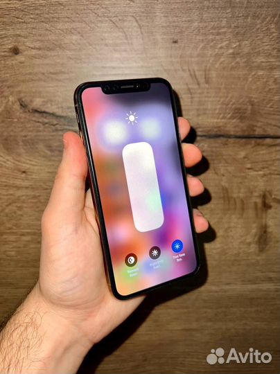 iPhone Xs, 64 ГБ
