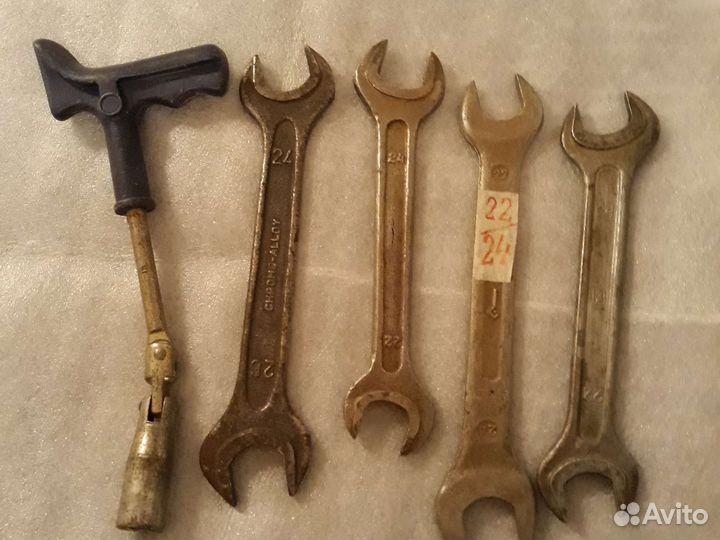 Рожковые и свечные ключи СССР