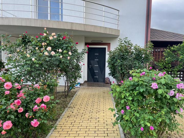 Таунхаус 170 м² на участке 2 сот.