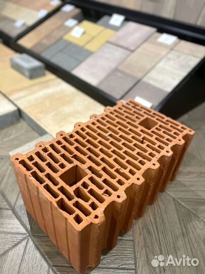 Теплый блок стеновой пустотелый Сталинградский 10,7 нф