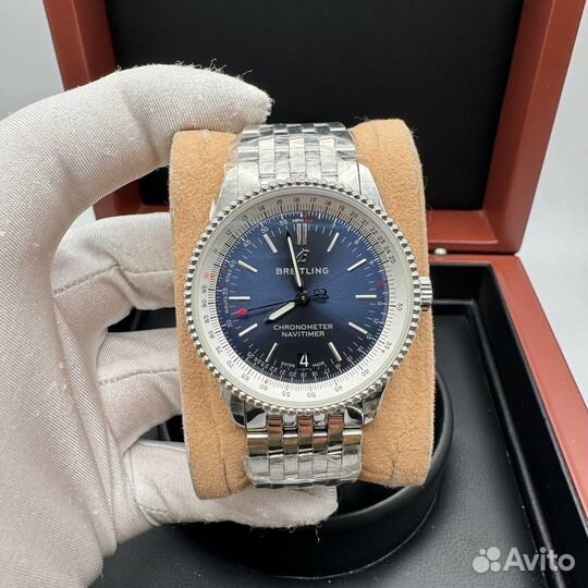 Часа женские Breitling Navitimer