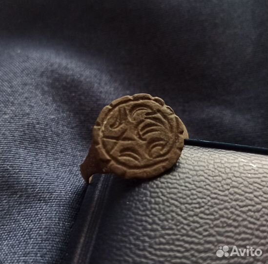 Перстень старинный