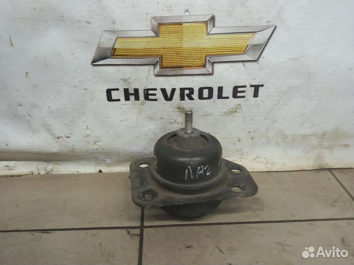 Подушка, опора двигателя Шевроле Лачетти