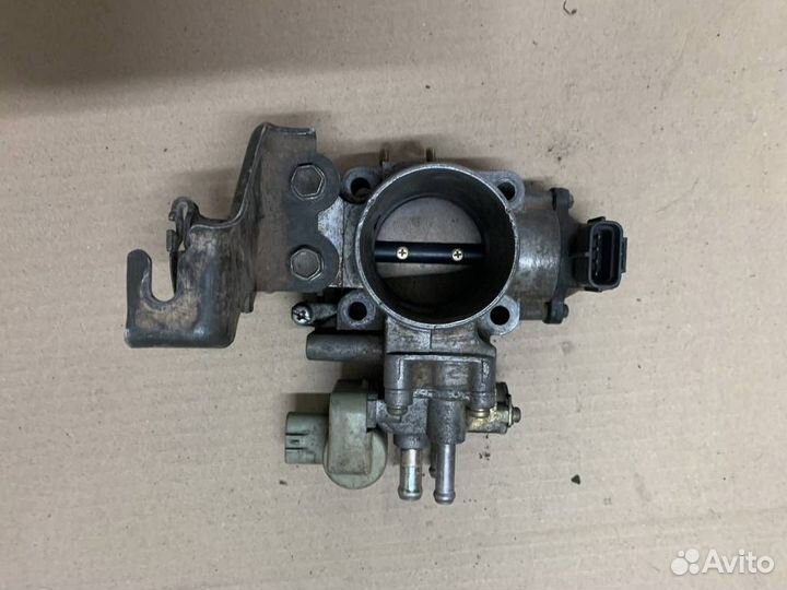Дросельная заслонка toyota carina AT192