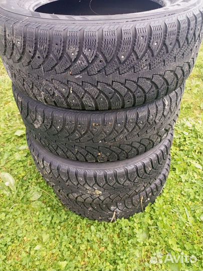 Nordman Nordman 4 215/60 R16 99