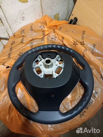 Рулевое колесо Nissan 48400M wheel assy-steering