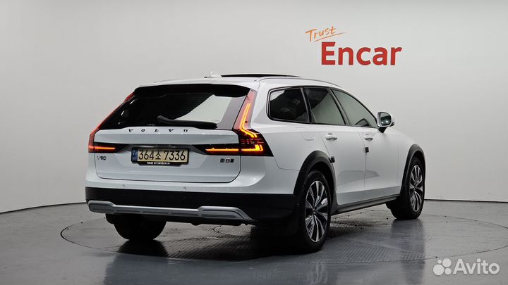 Volvo V90 Cross Country 2.0 AT, 2022, 38 700 км