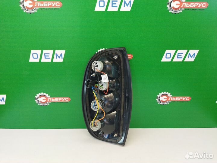 Фонарь правый Chevrolet Niva 1 2002