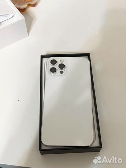 iPhone 12 Pro, 256 ГБ