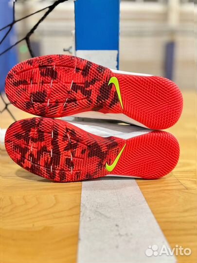 Футзалки Nike Tiempo Legend 9 YellowRed Sole