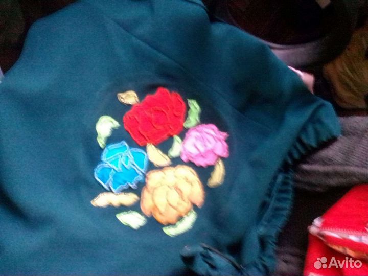 Картина из тканей на ткани