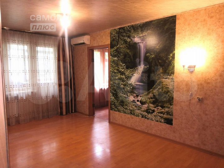 3-к. квартира, 57,2 м², 1/5 эт.