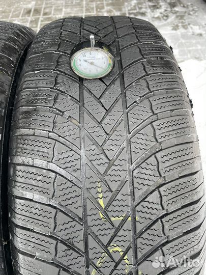 Bridgestone Blizzak LM-005 255/60 R18