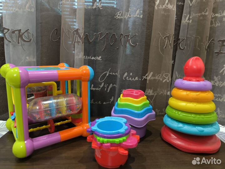 Детские развивающие игрушки