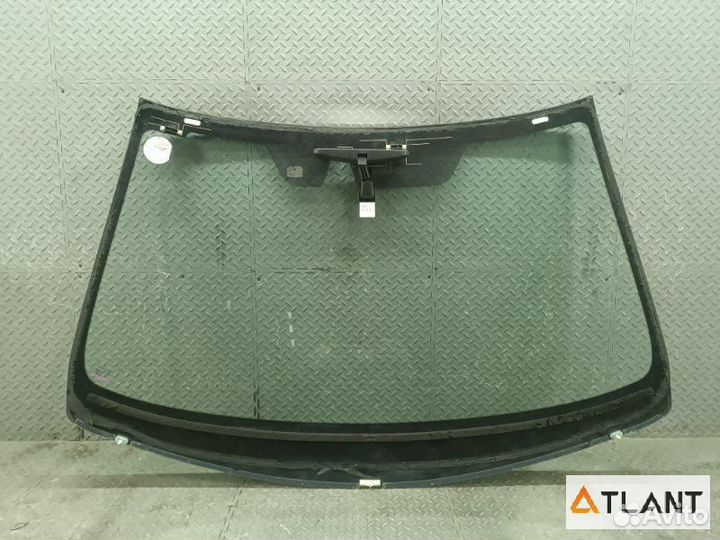 Лобовое стекло nissan skyline