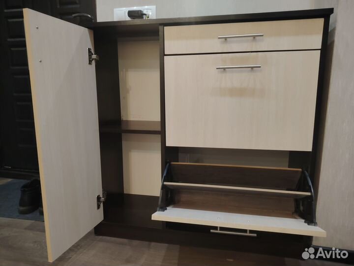 Обувница в прихожую закрытая бу