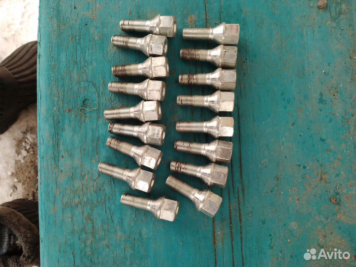 Колесные болты