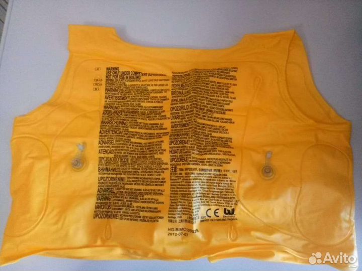 Детский спасательный жилет бу