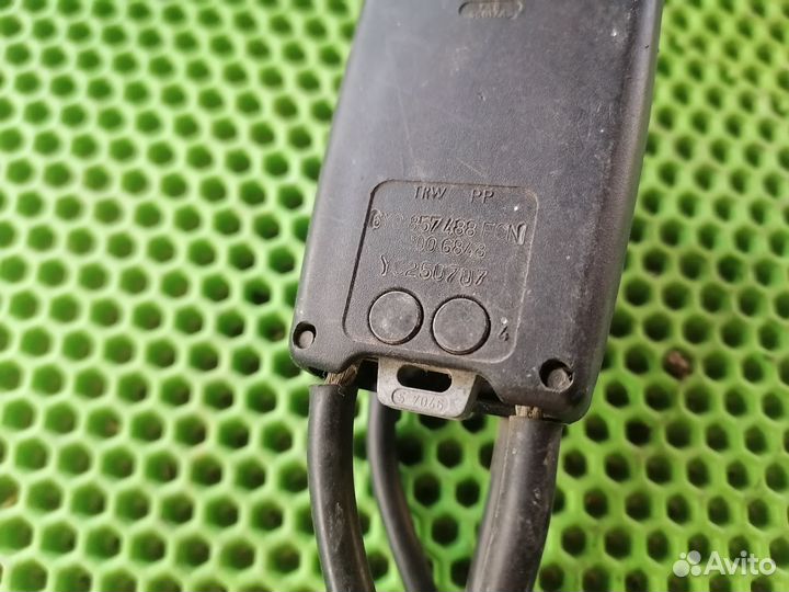 Замок ремня безопасности Шкода Фабия 1