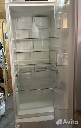 Холодильник electrolux EN3880AOW