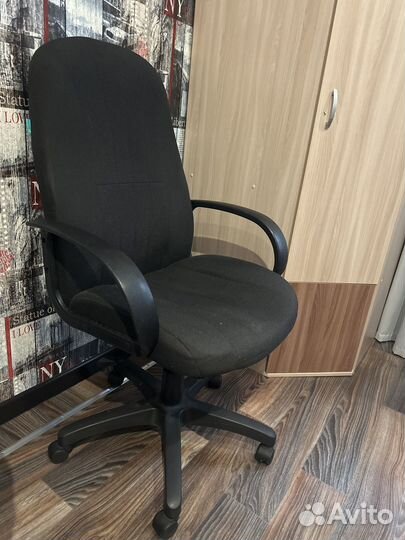 Компьютерное кресло