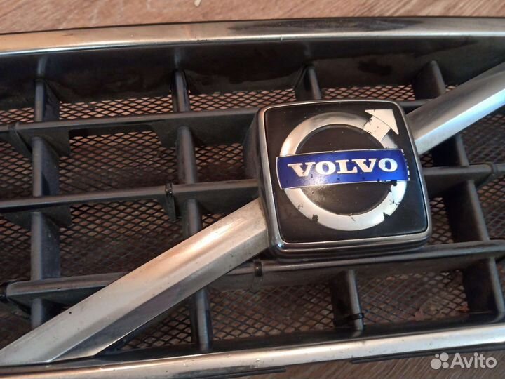 Решетка радиатора volvo xc90