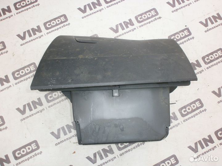 Бардачок Ford Focus 3