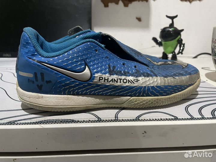 Футзалки nike phantom