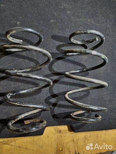 Пружина подвески передняя Nissan Juke F15 1.6 DDT