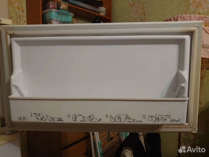 Холодильник atlant 256