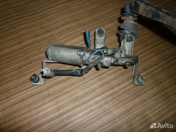 Стеклоочиститель задний SsangYong Musso