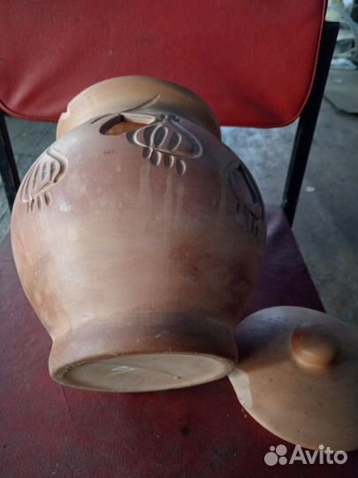 Глиняный горшок для продуктов