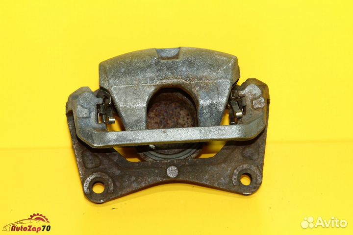 Infiniti FX35 Суппорт передний правый