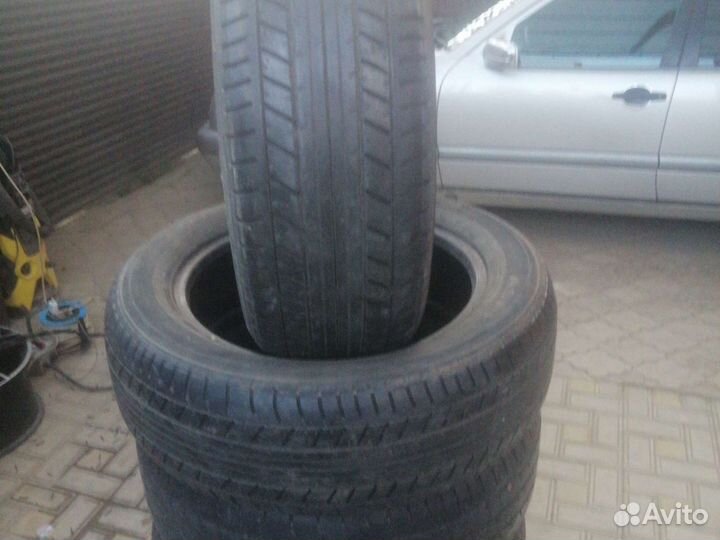 Yokohama A359 215/60 R17