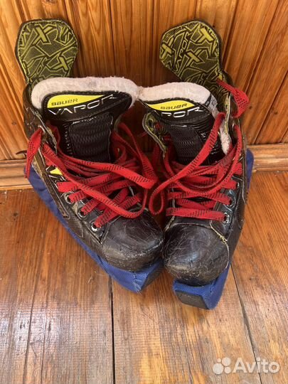 Хоккейные коньки bauer vapor 3x. Размер 13,5D