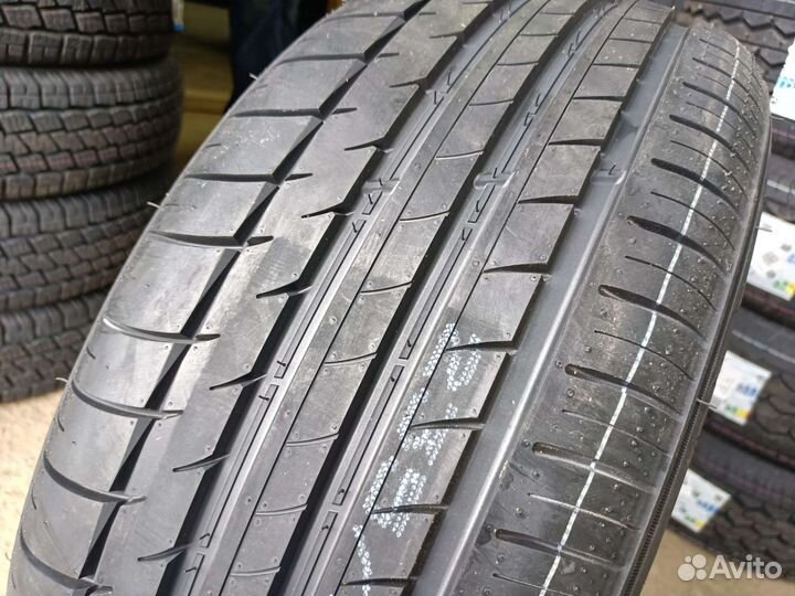 Triangle TH201 235/50 R19 103W