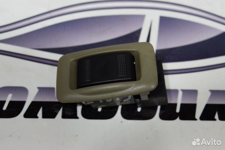 Блок управления стеклами зад c Mazda Demio DW3W B3