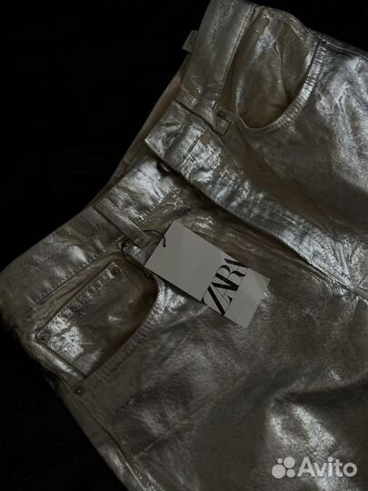 Джинсы zara с эффектом фольги