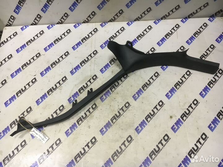 Накладка порога задняя правая Шкода Октавия А5