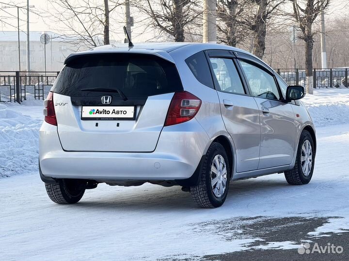 Honda Fit 1.3 CVT, 2009, 250 000 км