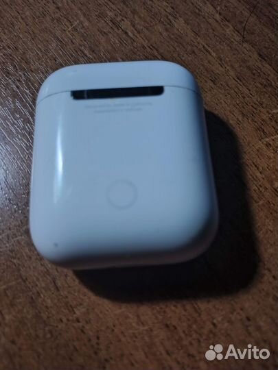 Наушники Apple AirPods