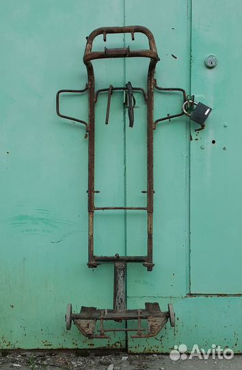 Тележка для перевозки лодочного мотора