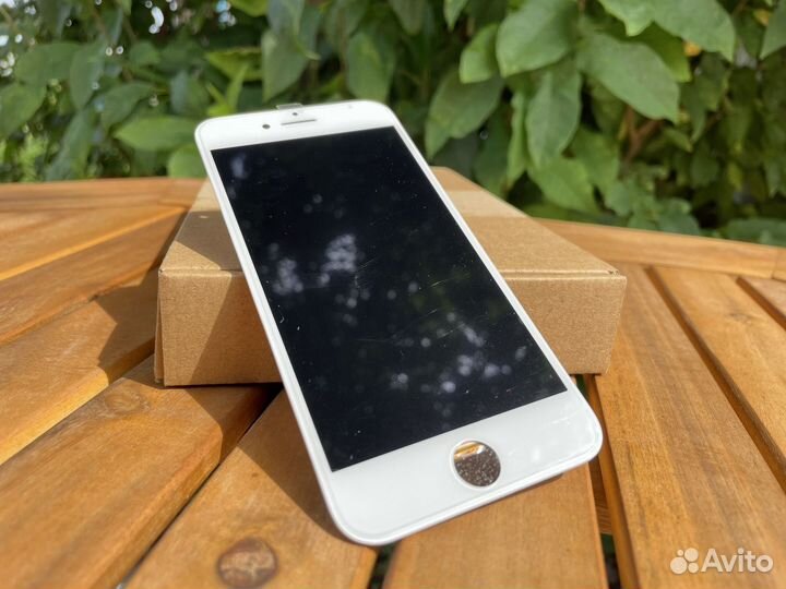 Дисплей iPhone 8 (белый)