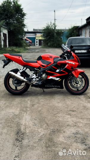 Honda cbr 600 f4i